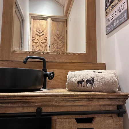 Appartement Le Rioumajou 1 - Grand T6 - Piscine - Centre St Lary *