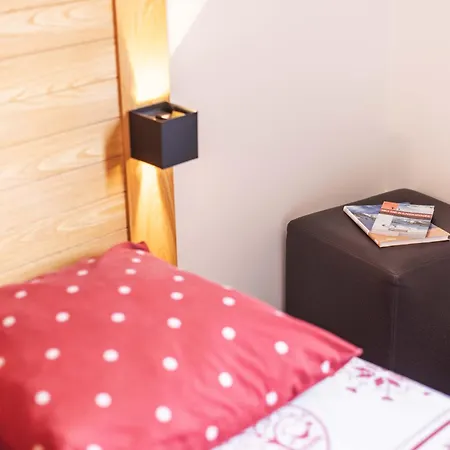 Le Rioumajou 1 - Grand T6 - Piscine - Centre St Lary Appartement *