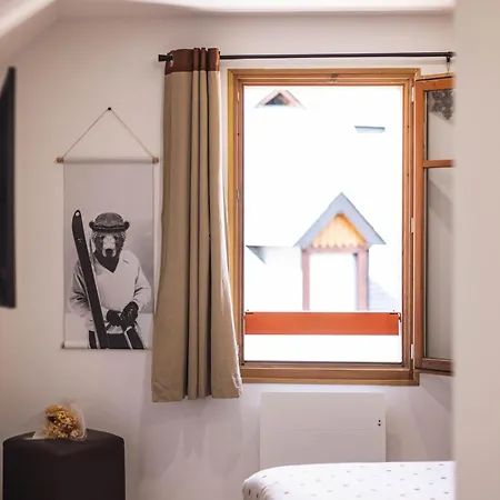 Le Rioumajou 1 - Grand T6 - Piscine - Centre St Lary * Saint-Lary-Soulan