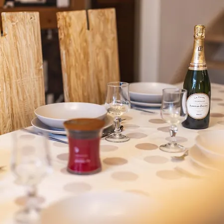 Le Rioumajou 1 - Grand T6 - Piscine - Centre St Lary Apartman *