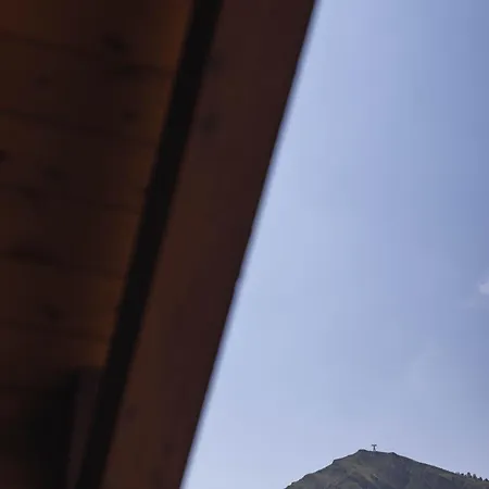 Le Rioumajou 1 - Grand T6 - Piscine - Centre St Lary Appartement