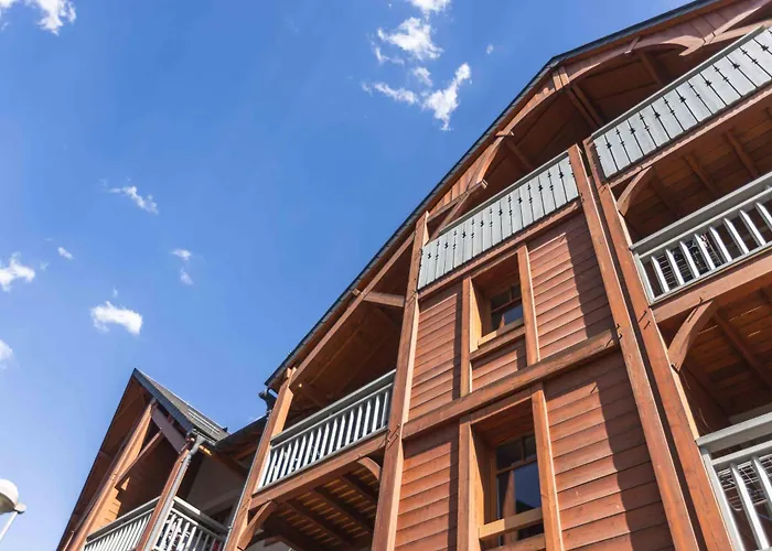 Apartamento Le Rioumajou 1 - Grand T6 - Piscine - Centre St Lary Saint-Lary-Soulan