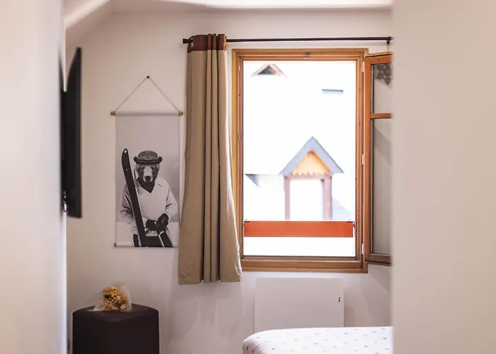 Le Rioumajou 1 - Grand T6 - Piscine - Centre St Lary * Saint-Lary-Soulan