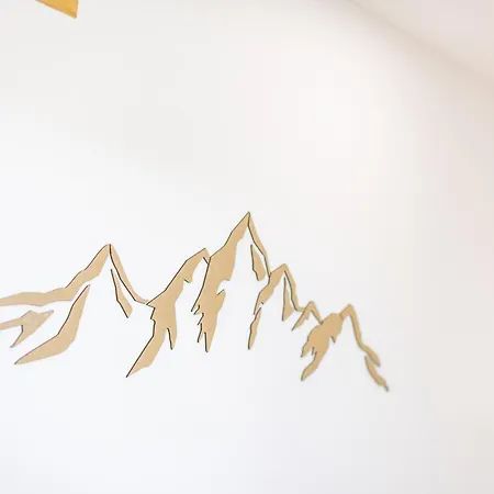 Le Rioumajou 1 - Grand T6 - Piscine - Centre St Lary Сен-Лари-Сулан