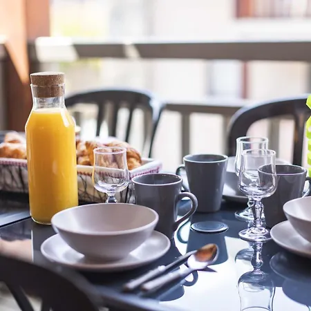 Le Rioumajou 1 - Grand T6 - Piscine - Centre St Lary Апартаменты