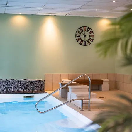 Апартаменты Le Rioumajou 1 - Grand T6 - Piscine - Centre St Lary *